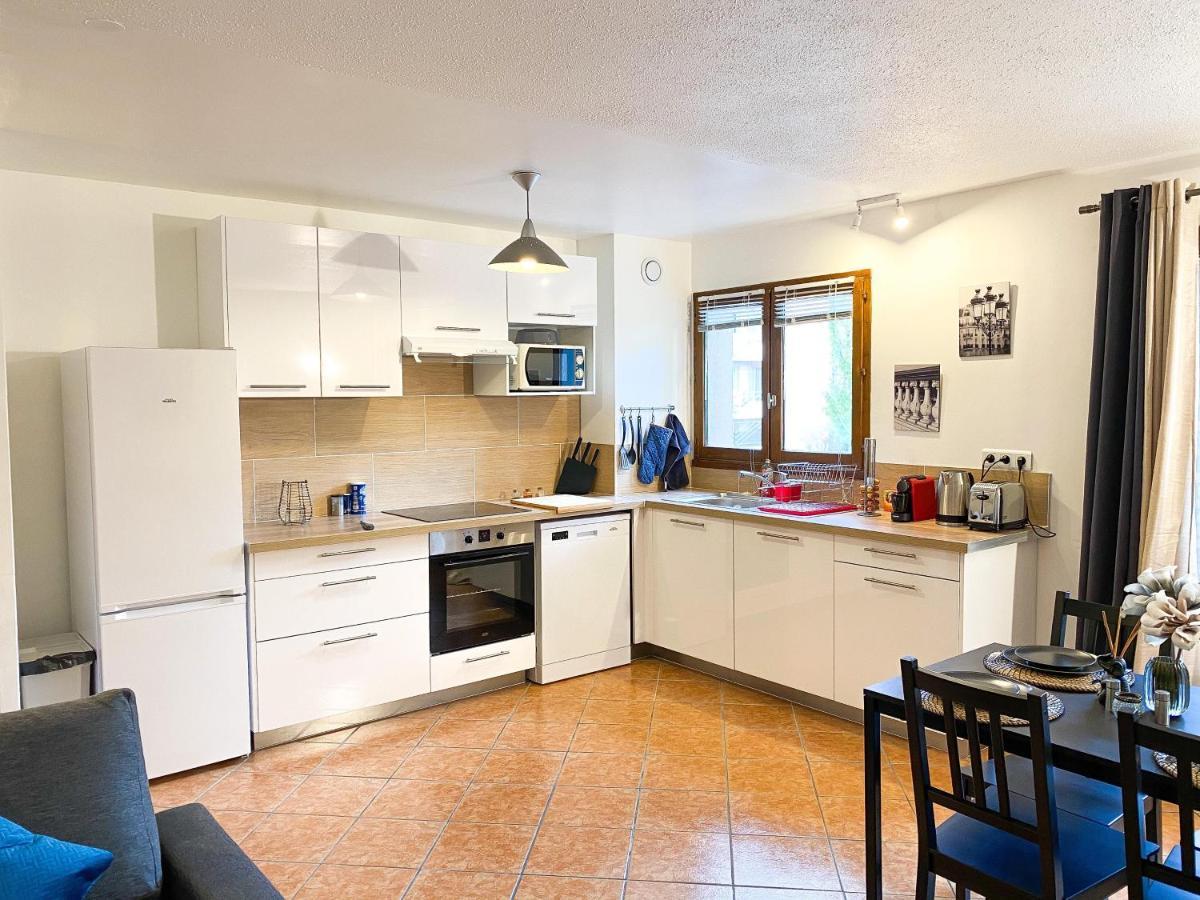 Courcouronnes Luxueux Appartement Evry Centre - Parking - Rer A 10 Min מראה חיצוני תמונה
