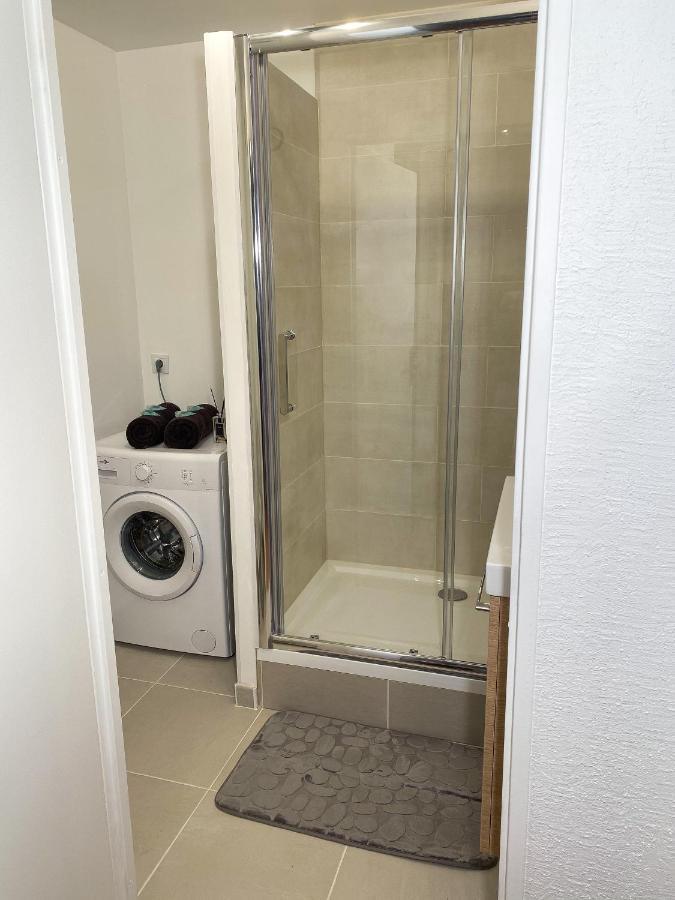 Courcouronnes Luxueux Appartement Evry Centre - Parking - Rer A 10 Min מראה חיצוני תמונה